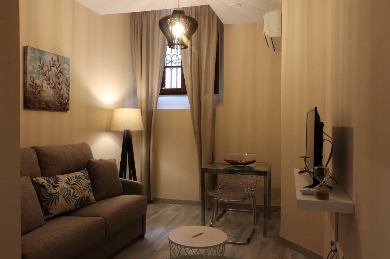 Apartamentos Turisticos Desiree Arévalo Exteriér fotografie